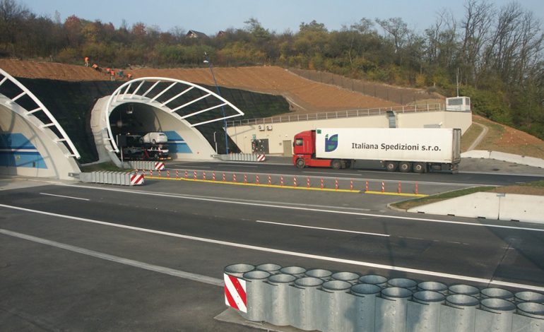 Uzavření tunelů Pražského okruhu