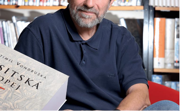Setkání se spisovatelem historických románů Vlastimilem Vondruškou ve Slivenci