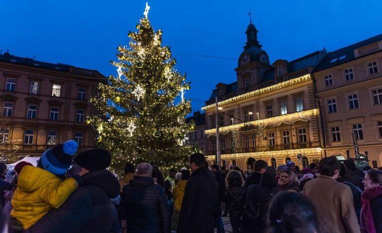 Rozsvěcení vánočních stromků v Praze 5