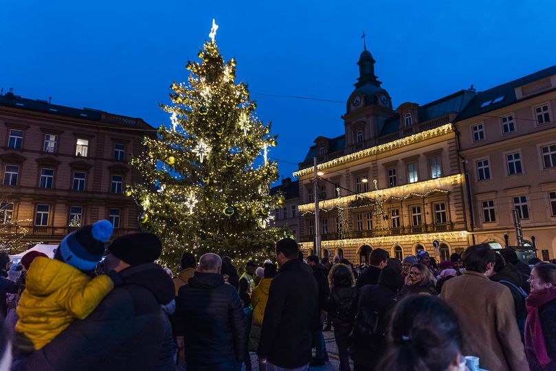 Rozsvěcení vánočních stromků v Praze 5