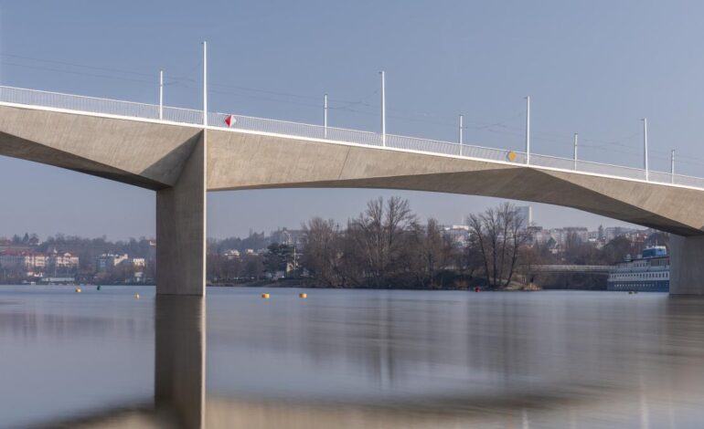 Slavnostní otevření Dvoreckého mostu